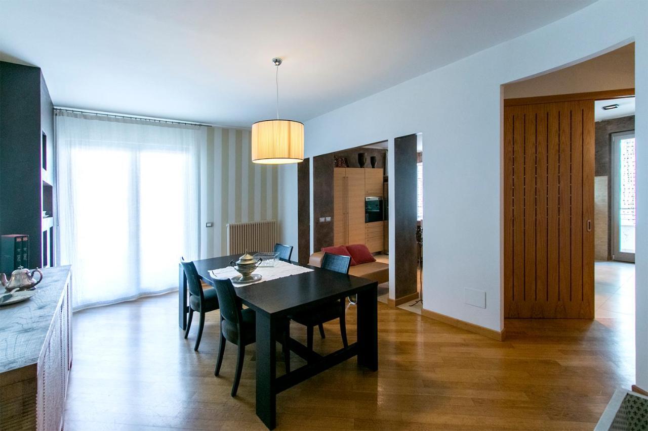 B&B Civico 45 Porto SantʼElpidio Exteriör bild
